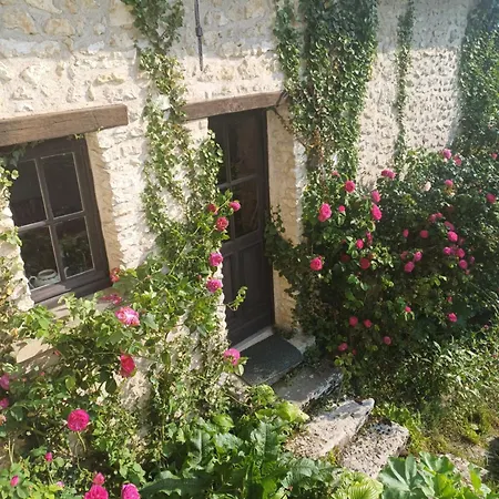 French Countryside Near Paris! * Courcelles-les-Gisors